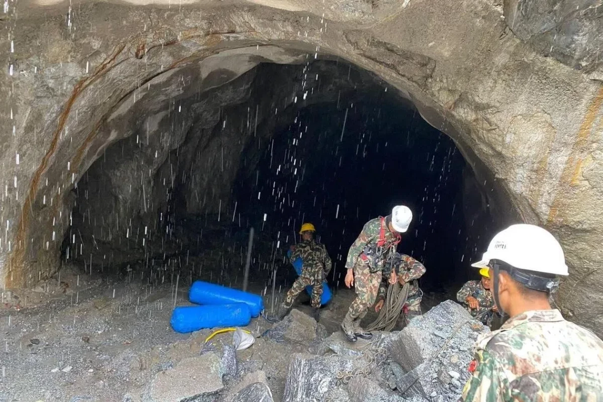 Nepal must rebuild thousands of homes, no let-up in search for missing