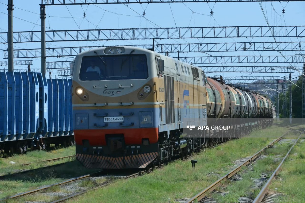Azerbaijan sends 17 tank wagons of diesel to Armenia - <span class="red_color">PHOTO