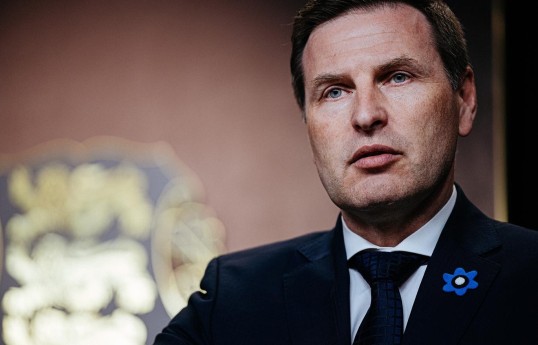 Estonia's defense minister resigns in national defense procurement scandal