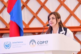 Azerbaijani MP Parvana Valiyeva attends COP17