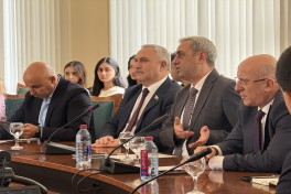 Azerbaijan’s “middle power” status and new geopolitical opportunities in Central Asia discussed - PHOTO 