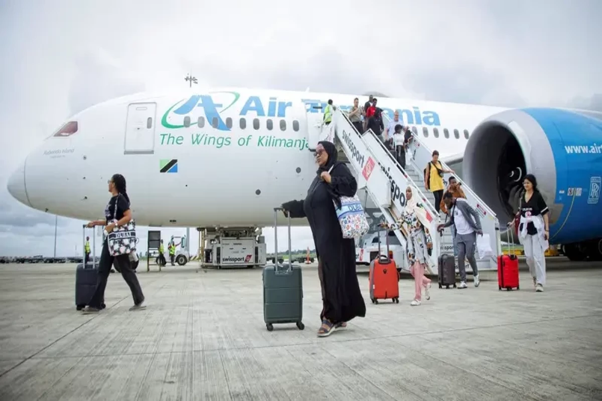 Air Tanzania becomes first airline to halt flights to Russia after Zelenskyy warning