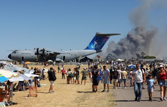 Greek F-4 crashes during air show near Athens, two pilots dead