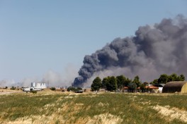 Greek F-4 crashes during air show near Athens, two pilots dead