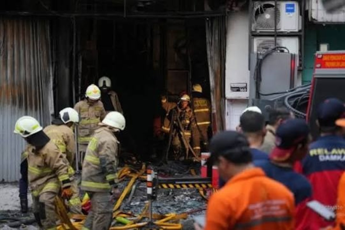 Market fire kills eleven in Indonesia