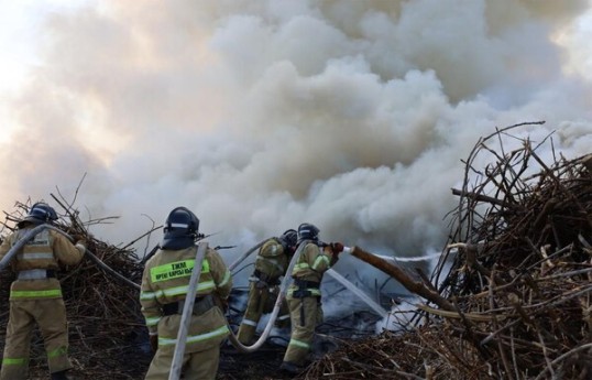 Fire breaks out at oil refinery in Kazakhstan, 120 tonnes of petroleum products engulfed in flames