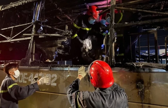 Sleeper bus blaze kills one in central Vietnam