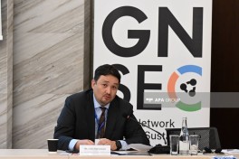 Another panel discussion held as part of Baku Climate Action Week - PHOTO 