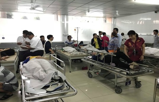 121 workers hospitalized with suspected food poisoning in central Vietnam