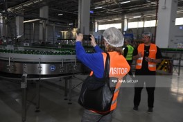 Foreign diplomats visit Istisu mineral water plant