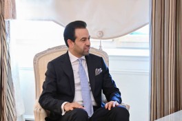 President Ilham Aliyev received Secretary-General of Muslim Council of Elders