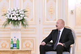 President Ilham Aliyev received UAE National Security Advisor