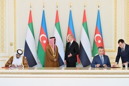 President Ilham Aliyev received UAE National Security Advisor