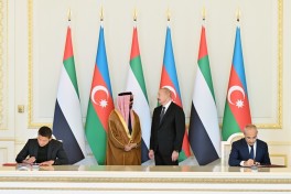 President Ilham Aliyev received UAE National Security Advisor