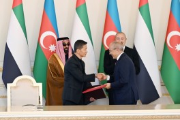 President Ilham Aliyev received UAE National Security Advisor