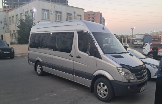 Azerbaijan sends another relocation convoy to city of Khojavend and Girmizi Bazar settlement, Guzeykhirman and Guneykhirman villages of district