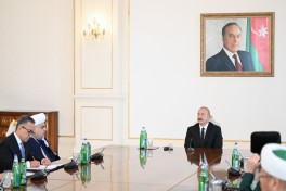 President Ilham Aliyev received participants of international conferences held in Baku