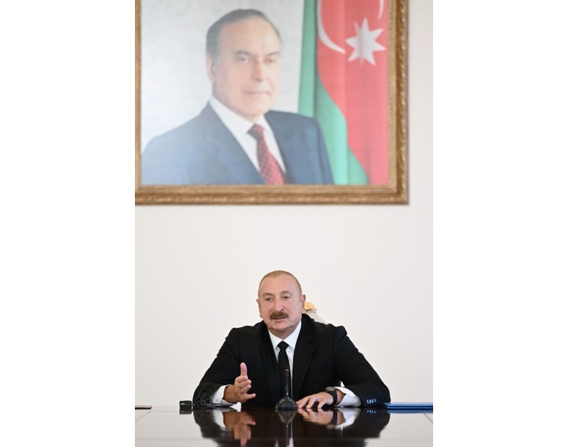 President Ilham Aliyev received participants of international conferences held in Baku