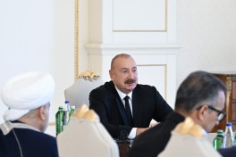 President Ilham Aliyev received participants of international conferences held in Baku