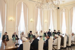President Ilham Aliyev received participants of international conferences held in Baku
