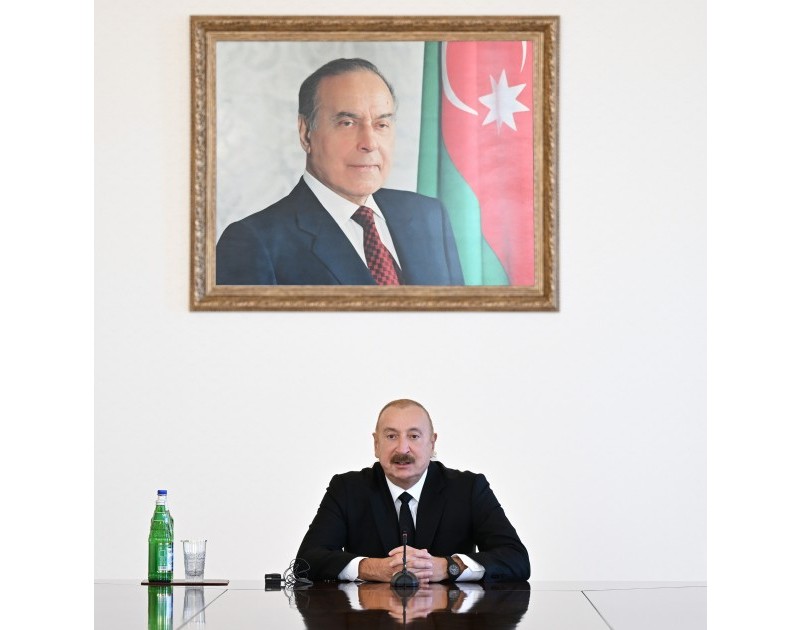 President Ilham Aliyev received participants of international conferences held in Baku