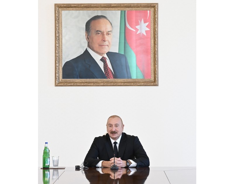 President Ilham Aliyev received participants of international conferences held in Baku