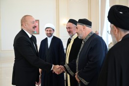 President Ilham Aliyev received participants of international conferences held in Baku