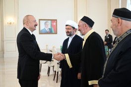 President Ilham Aliyev received participants of international conferences held in Baku