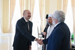 President Ilham Aliyev received participants of international conferences held in Baku