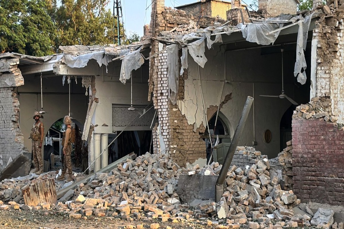 Pakistan mosque attack death toll rises to 21
