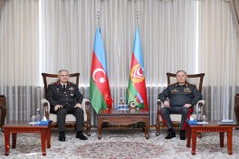 Chief of General Staff of Azerbaijan Army meets with Turkish delegation