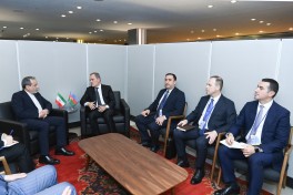 Azerbaijani, Iranian FMs discuss regional processes