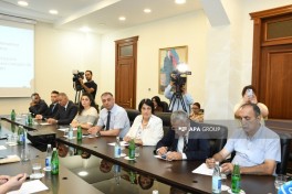 Seminar on “Albanian Heritage in Western Azerbaijan” held - PHOTO 
