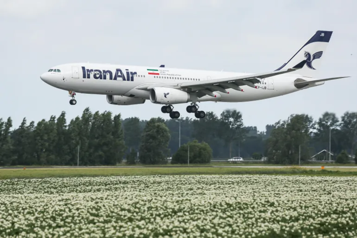 New US sanctions shut down Iranian flights
