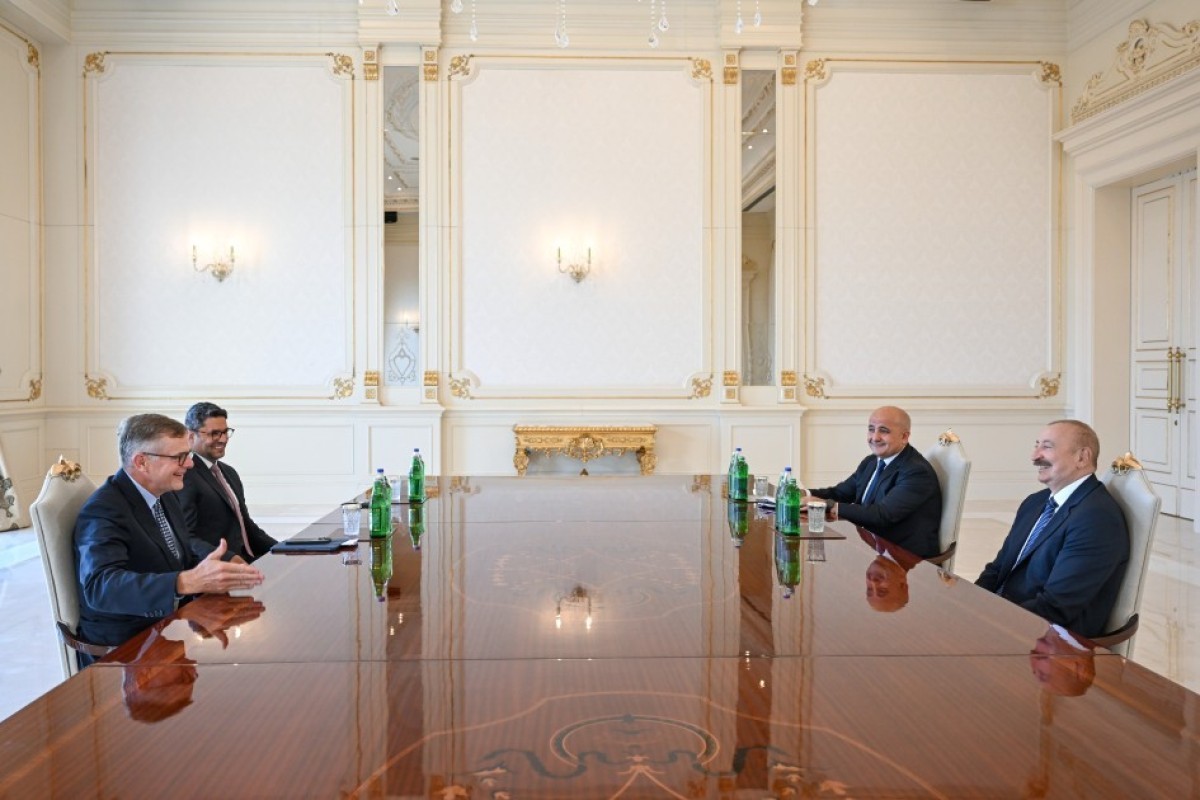 President Ilham Aliyev receives Chairman and CEO of Neuberger Berman