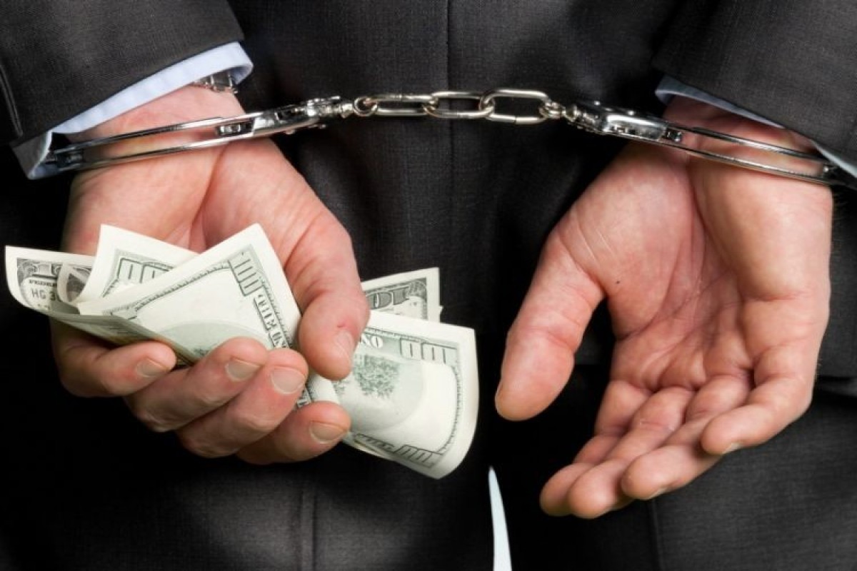 Azerbaijan to incentivize persons reporting corruption-related offenses