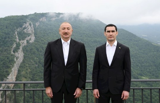 President of the Republic of Azerbaijan Ilham Aliyev and President of Turkmenistan Serdar Berdimuhamedov