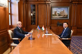 Azerbaijani and Tajik Prime Ministers meet in Baku