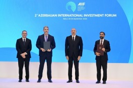 Documents signed on sidelines of Second Azerbaijan International Investment Forum exchanged
