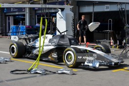 Formula 1 cars undergo final preparations -PHOTO REPORT 