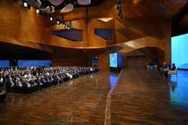 President Ilham Aliyev attended event held as part of 2nd Azerbaijan International Investment Forum - VIDEO  - UPDATED - 1 