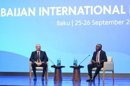 President Ilham Aliyev attended event held as part of 2nd Azerbaijan International Investment Forum - VIDEO  - UPDATED - 1 