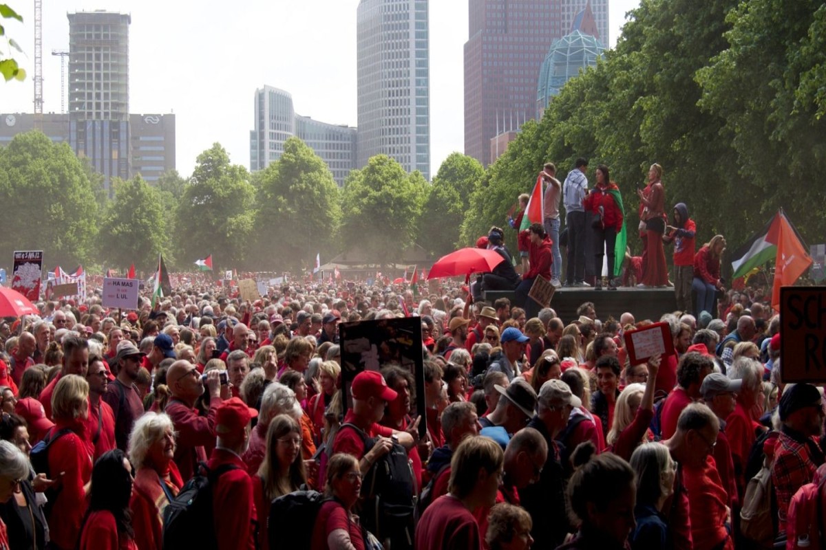 More than 5,000 people participated in the protest against militarization of Netherlands