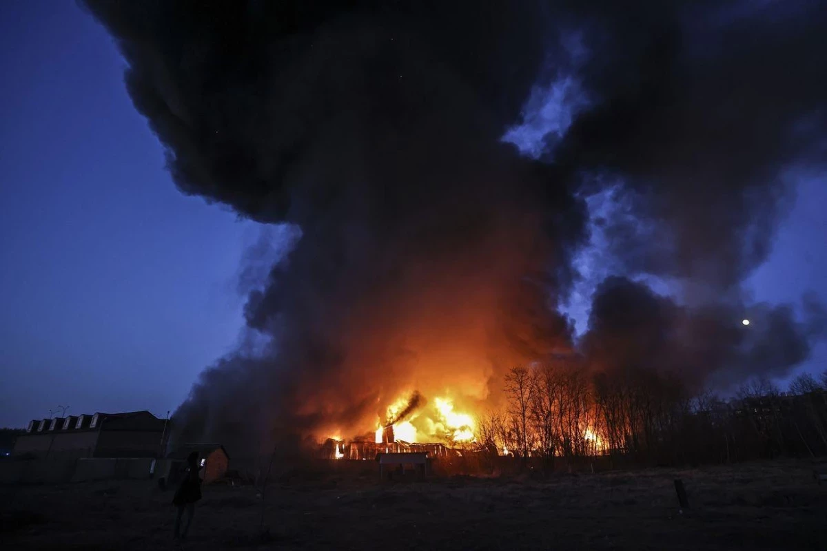 Ukrainian President: Ukrainian forces strike two defense plants in Russia