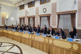 Azerbaijani Deputy PM meets with Iranian Minister of Roads and Urban Development