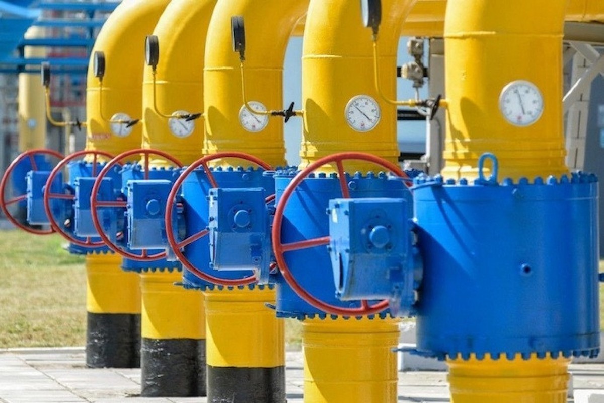 EU gas storage levels fall to 15-year low