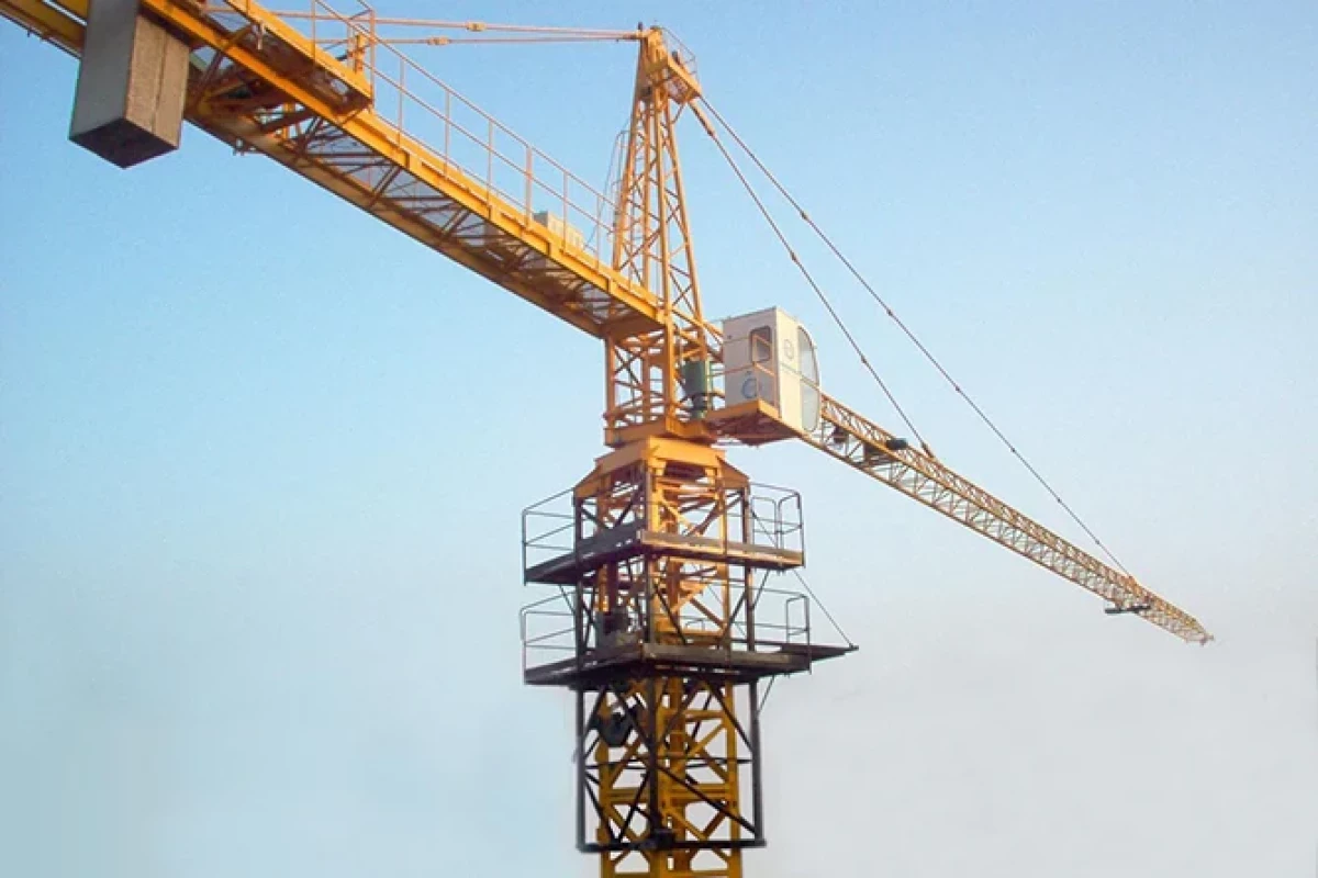 Crane collapses in Yerevan, killing three