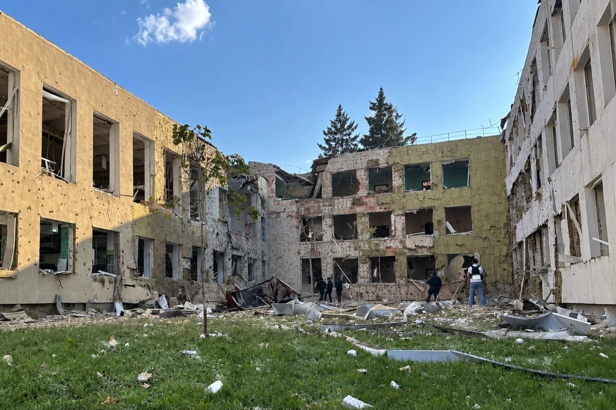 Russians dropped an aerial bomb on a school in Sumy during an attack with guided aerial bombs