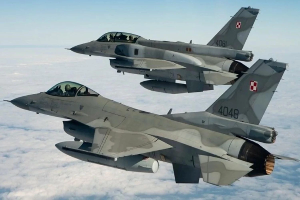 Poland and Romania scramble aircraft amid Russian attacks on Ukraine