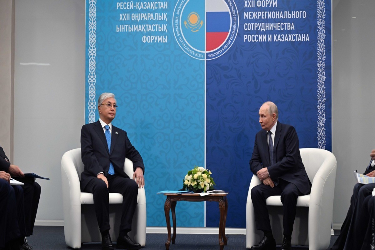 Kazakh President Kassym-Jomart Tokayev and Vladimir Putin, Russian President